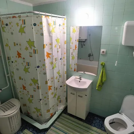 Prenociste Kucerak Čačak